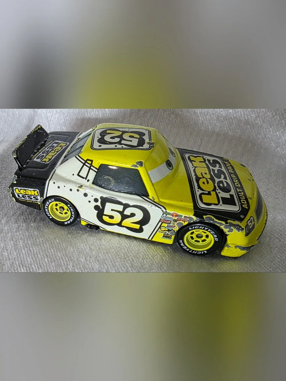 Disney Cars Leak Lesd Race Car Toy - Kids Toy